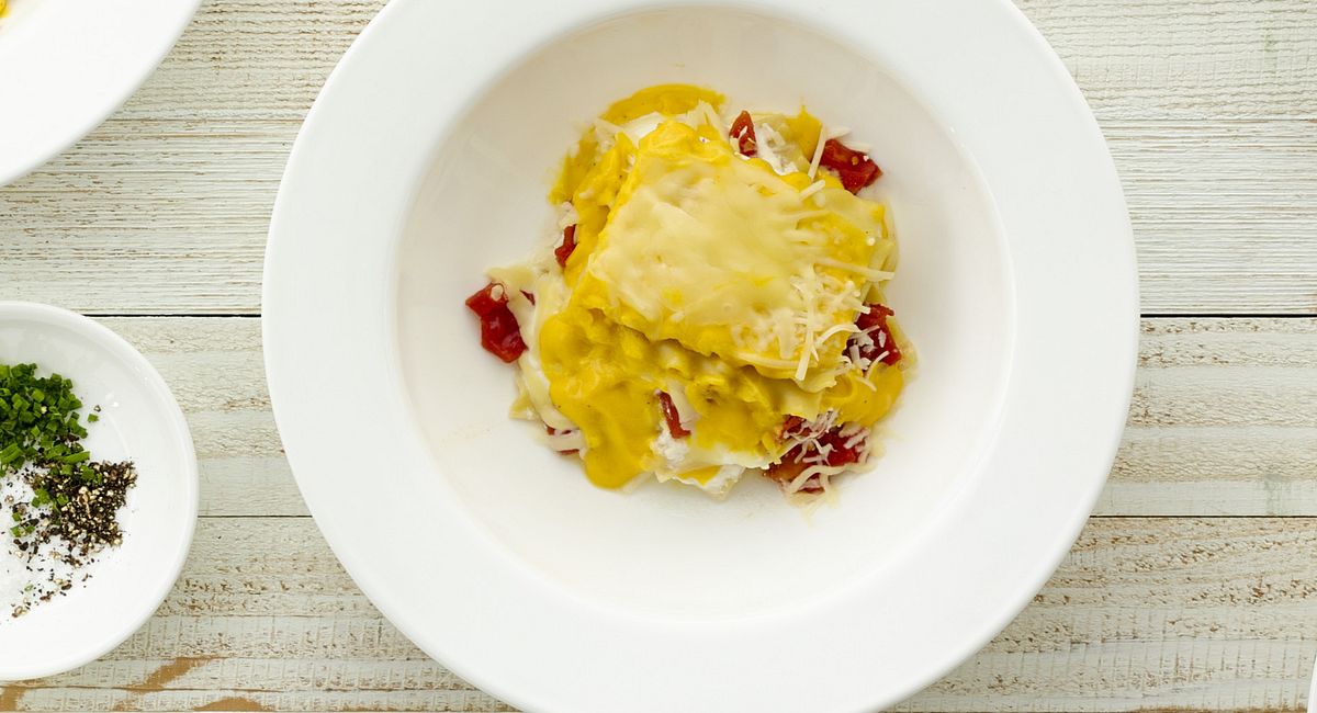 Butternut Squash-Bacon Bechamel Pasta Sauce